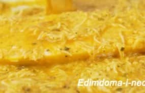Приготовление самых вкусных жареных кабачков на сковороде в кляре с яйцом, мукой и сыром: Шаг 8